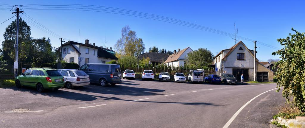 Penzion Na Pastousce Malsice エクステリア 写真